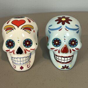 Dia de los Muertos Salt & Pepper Shakers Sugar Skulls Day of the Dead Halloween